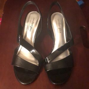 Cute black Comfort heel NEW